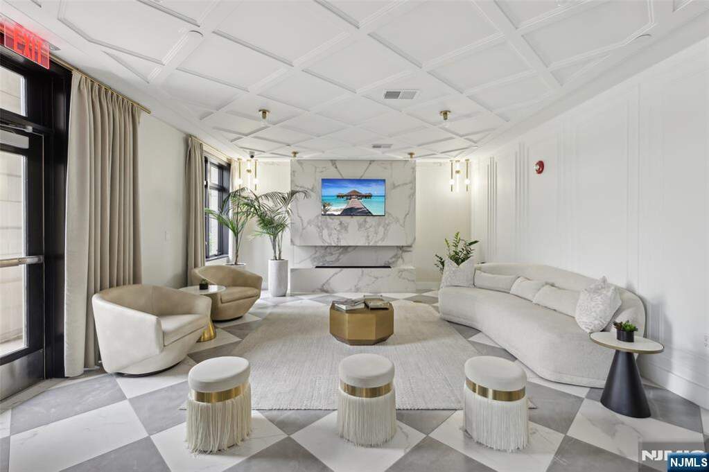 3 Bedroom Apartment/Flat's Image 20