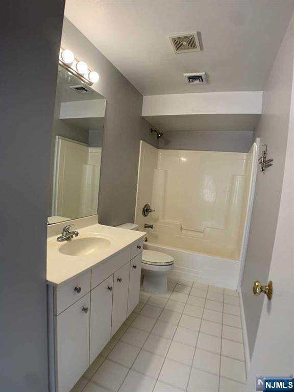 3 Bedroom Apartment/Flat's Image 10