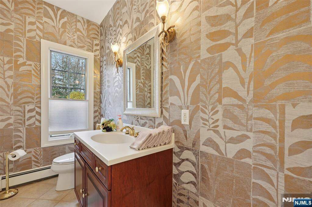4 Bedroom Single Family Home/House's Image 13
