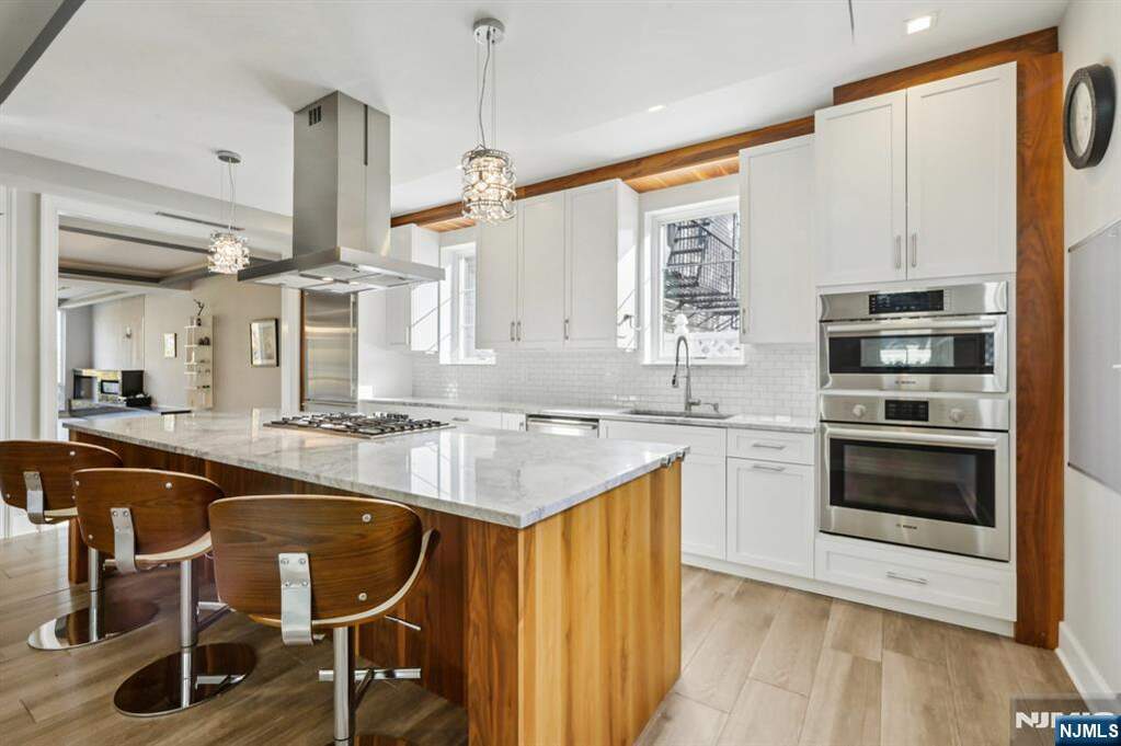 4 Bedroom Villa/Townhouse's Image 15