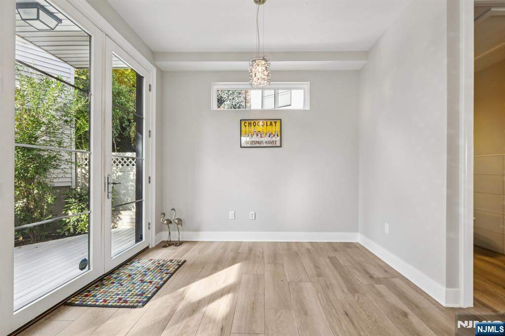 4 Bedroom Villa/Townhouse's Image 19
