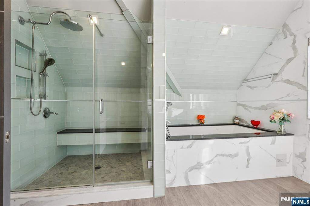 4 Bedroom Villa/Townhouse's Image 35