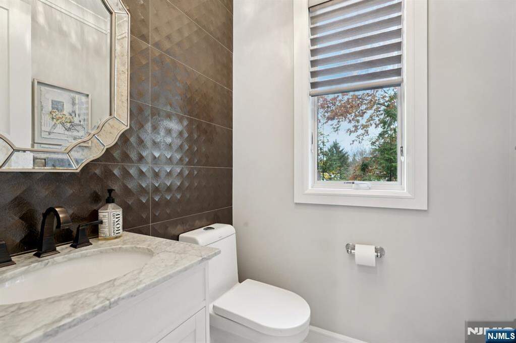2 Bedroom Villa/Townhouse's Image 24