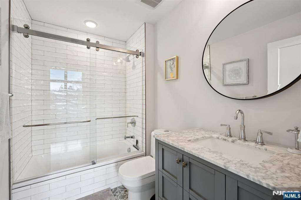 2 Bedroom Villa/Townhouse's Image 28