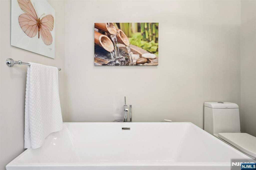 2 Bedroom Villa/Townhouse's Image 36