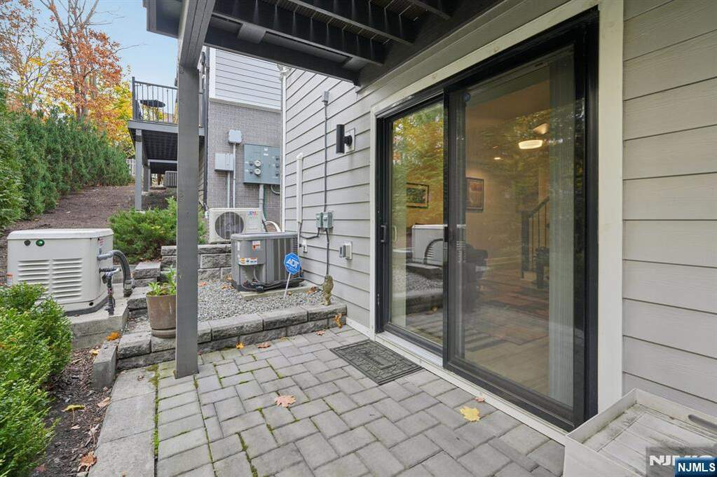 2 Bedroom Villa/Townhouse's Image 39