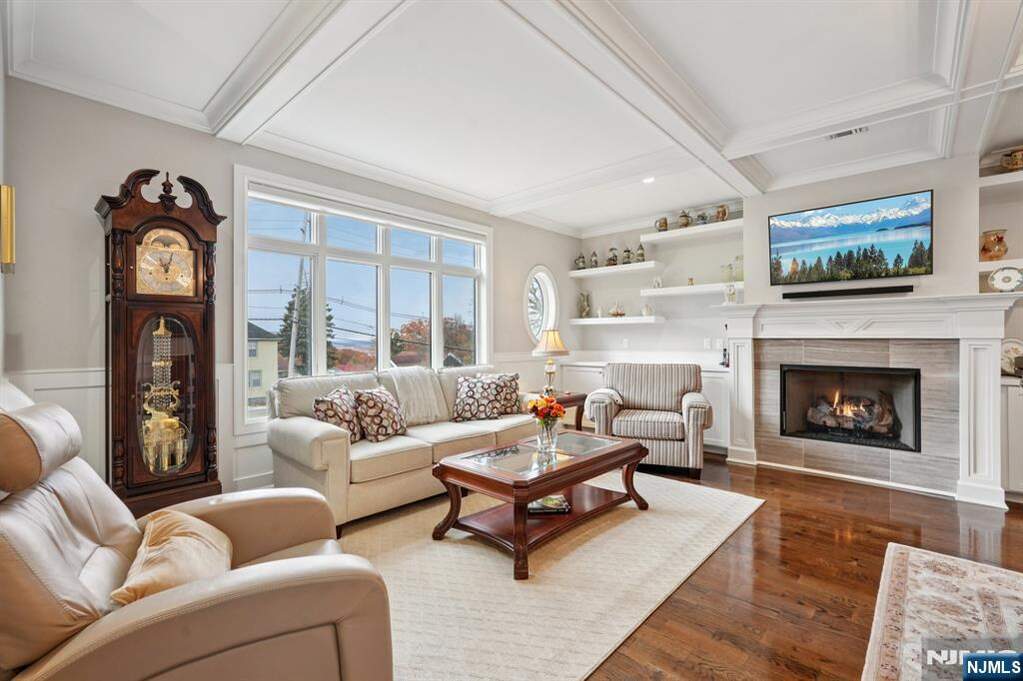 2 Bedroom Villa/Townhouse's Image 4