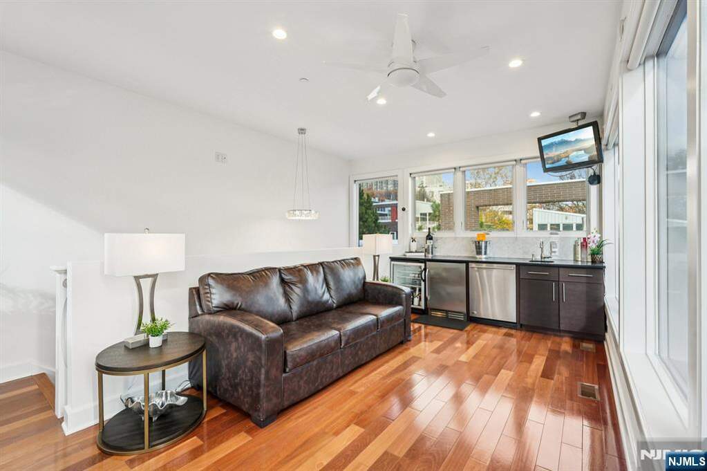 4 Bedroom Villa/Townhouse's Image 33