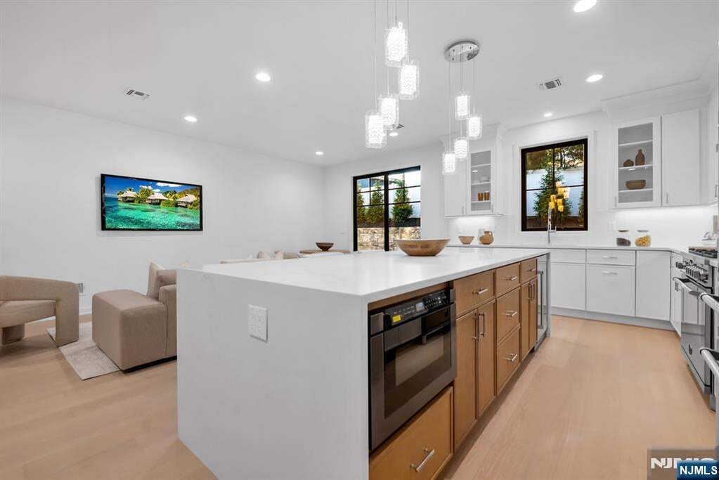 3 Bedroom Villa/Townhouse's Image 3