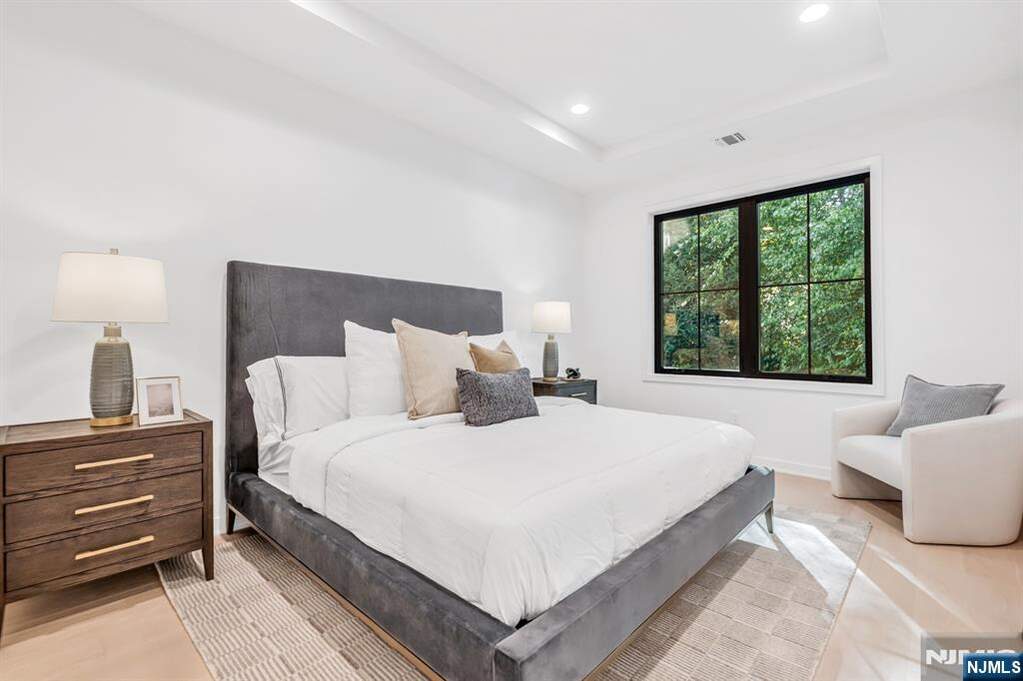 3 Bedroom Villa/Townhouse's Image 11