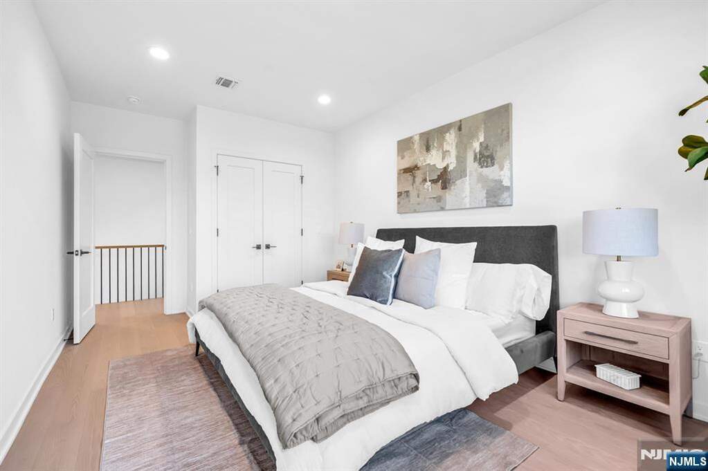 3 Bedroom Villa/Townhouse's Image 24