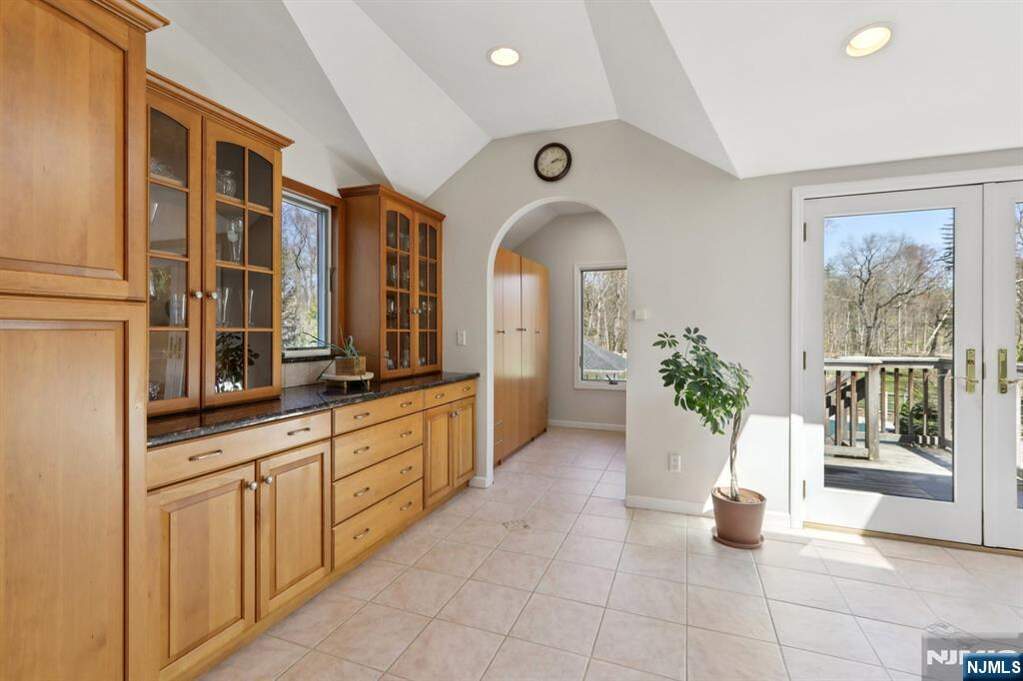 4 Bedroom Single Family Home/House's Image 12