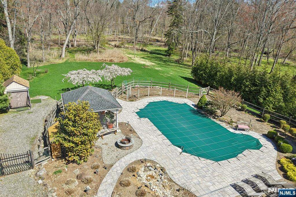 4 Bedroom Single Family Home/House's Image 43