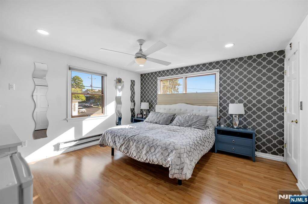 4 Bedroom Single Family Home/House's Image 14