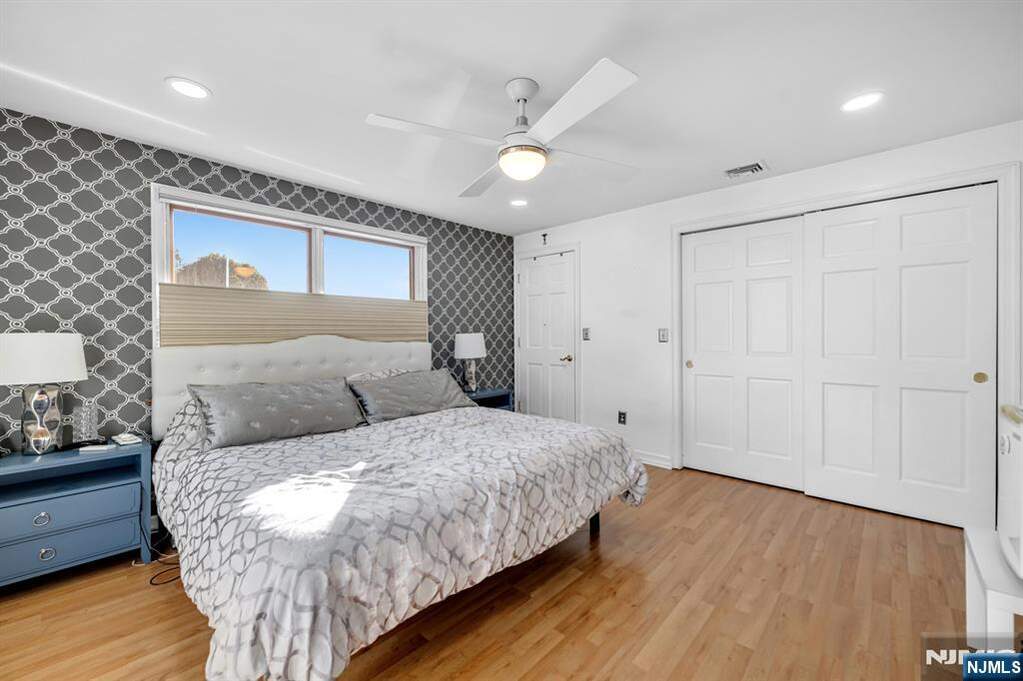 4 Bedroom Single Family Home/House's Image 15