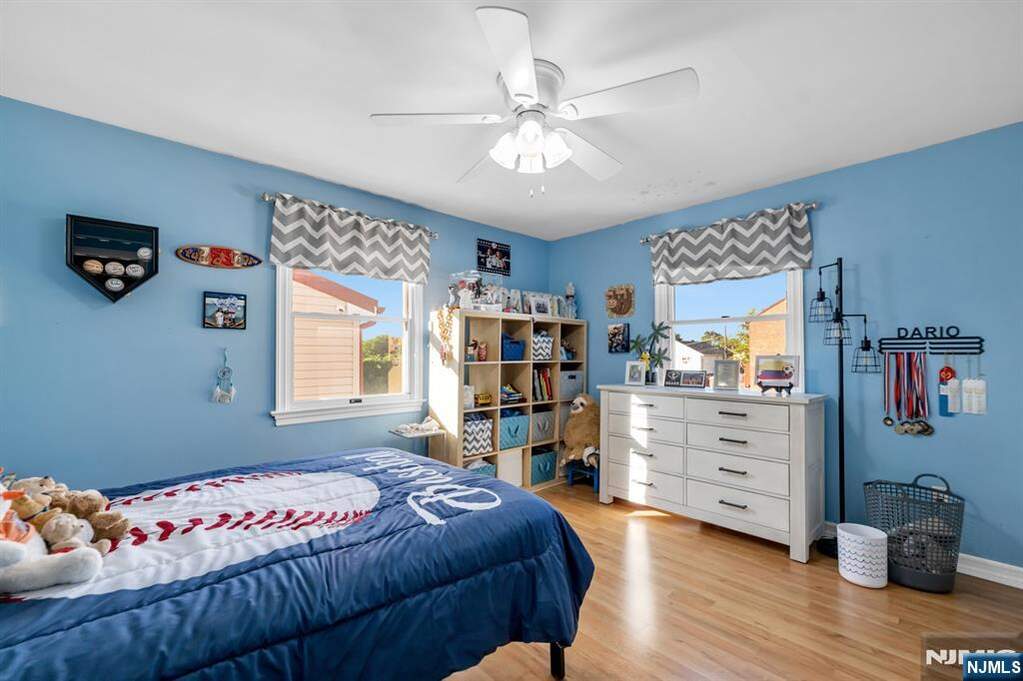 4 Bedroom Single Family Home/House's Image 23