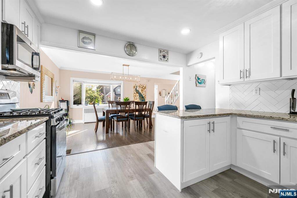 4 Bedroom Single Family Home/House's Image 6