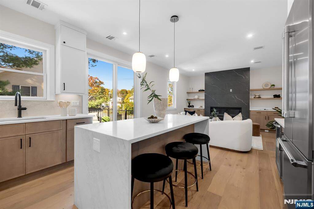 3 Bedroom Villa/Townhouse's Image 8