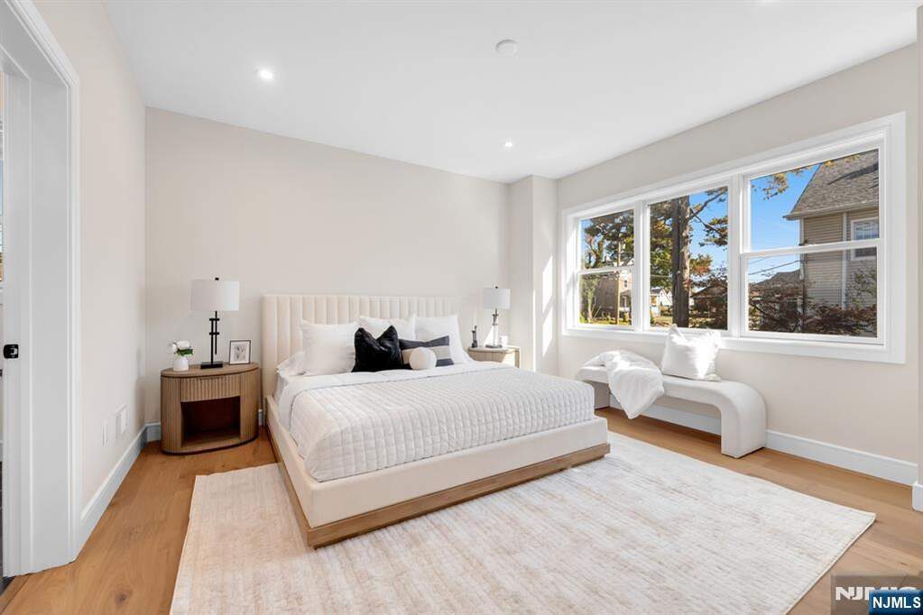 3 Bedroom Villa/Townhouse's Image 15