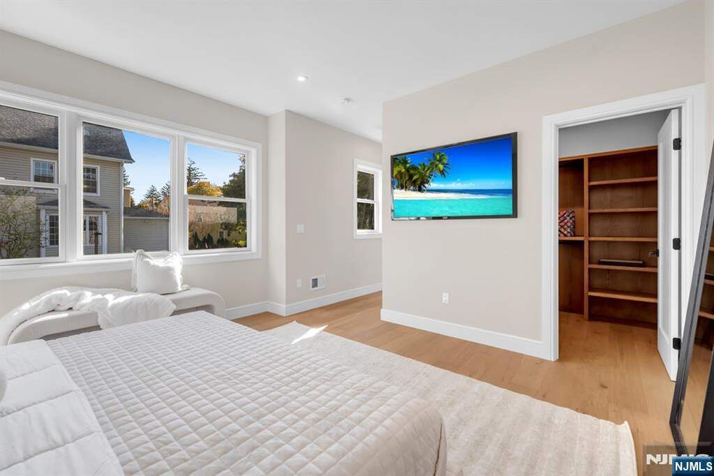 3 Bedroom Villa/Townhouse's Image 16