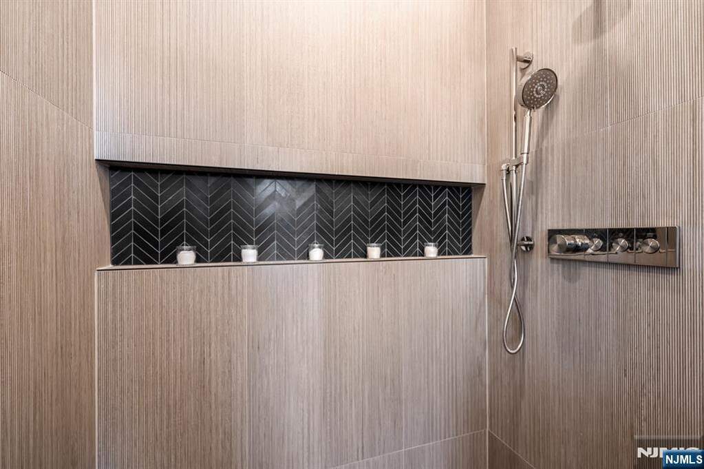 3 Bedroom Villa/Townhouse's Image 19