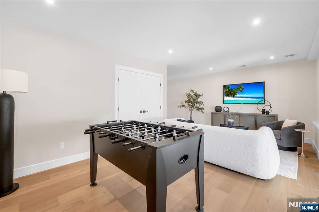 3 Bedroom Villa/Townhouse's Image 39