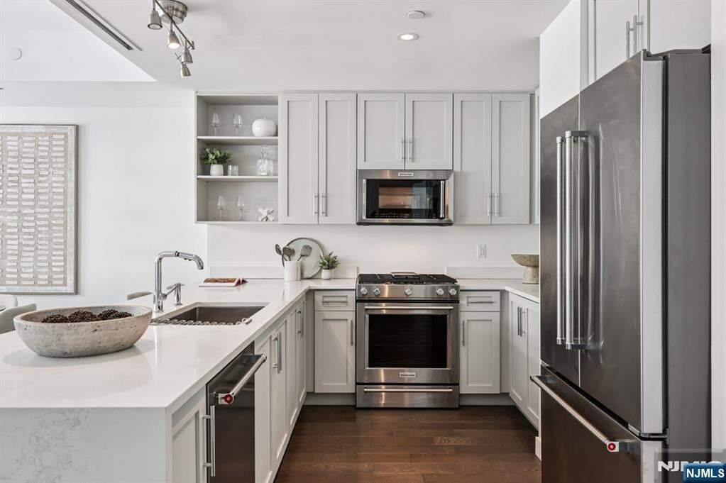 1 Bedroom Apartment/Flat's Image 9