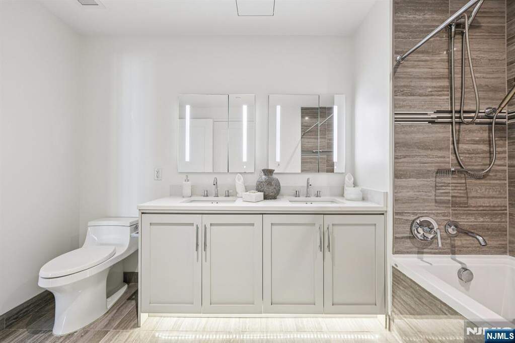1 Bedroom Apartment/Flat's Image 21