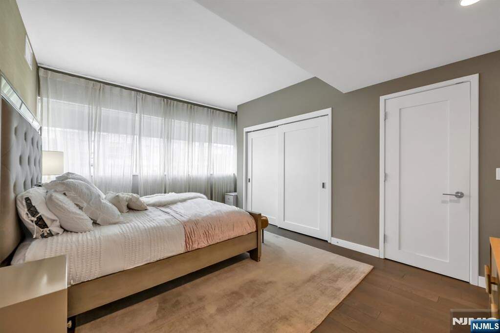 3 Bedroom Apartment/Flat's Image 22