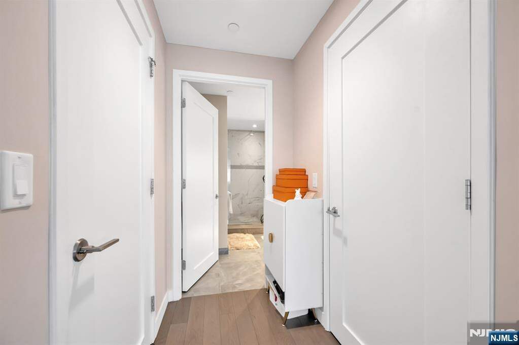3 Bedroom Apartment/Flat's Image 30