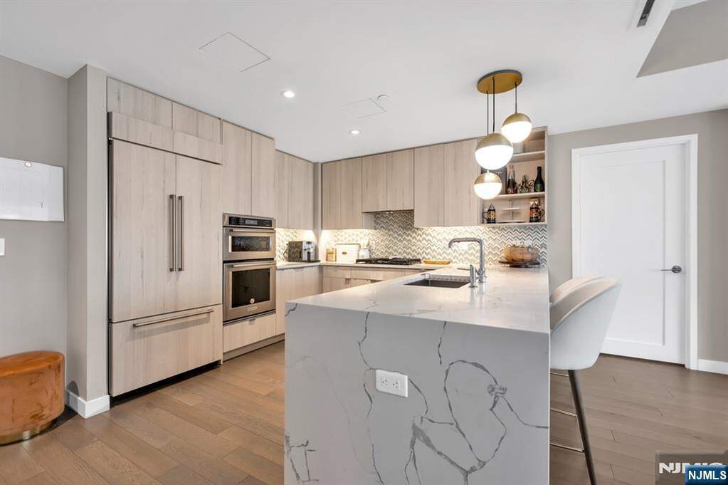 3 Bedroom Apartment/Flat's Image 4
