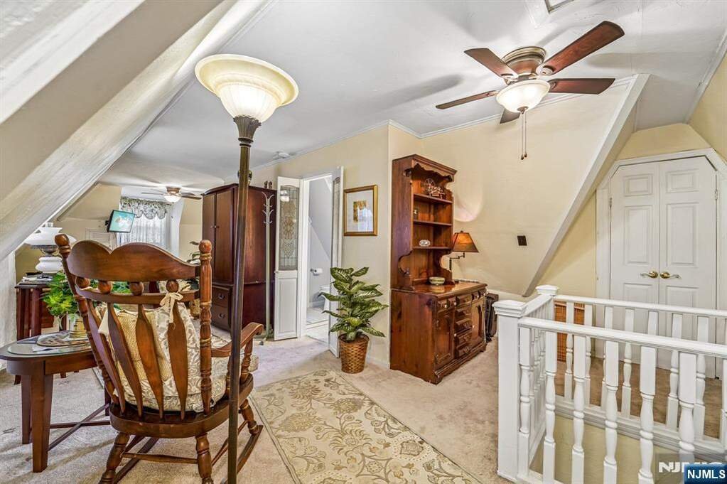 4 Bedroom Single Family Home/House's Image 20