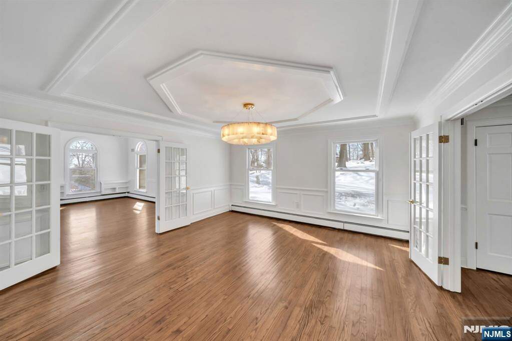 4 Bedroom Single Family Home/House's Image 17