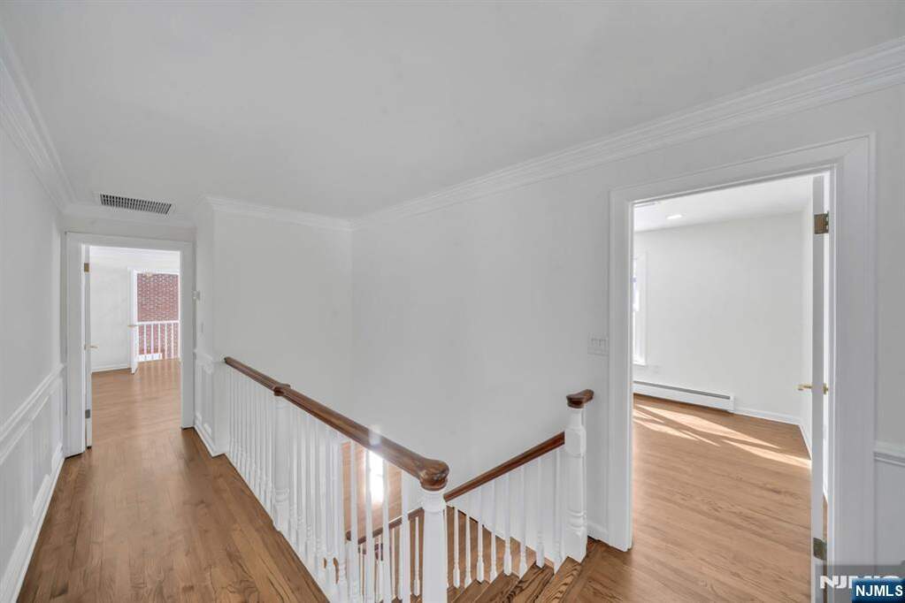 4 Bedroom Single Family Home/House's Image 23