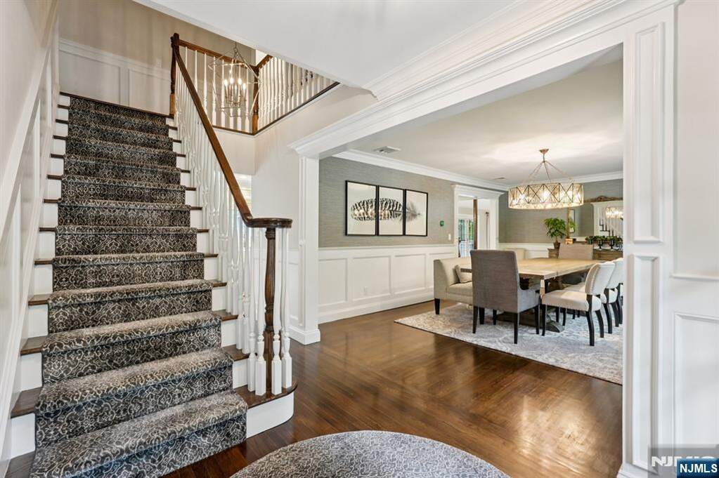 4 Bedroom Single Family Home/House's Image 16