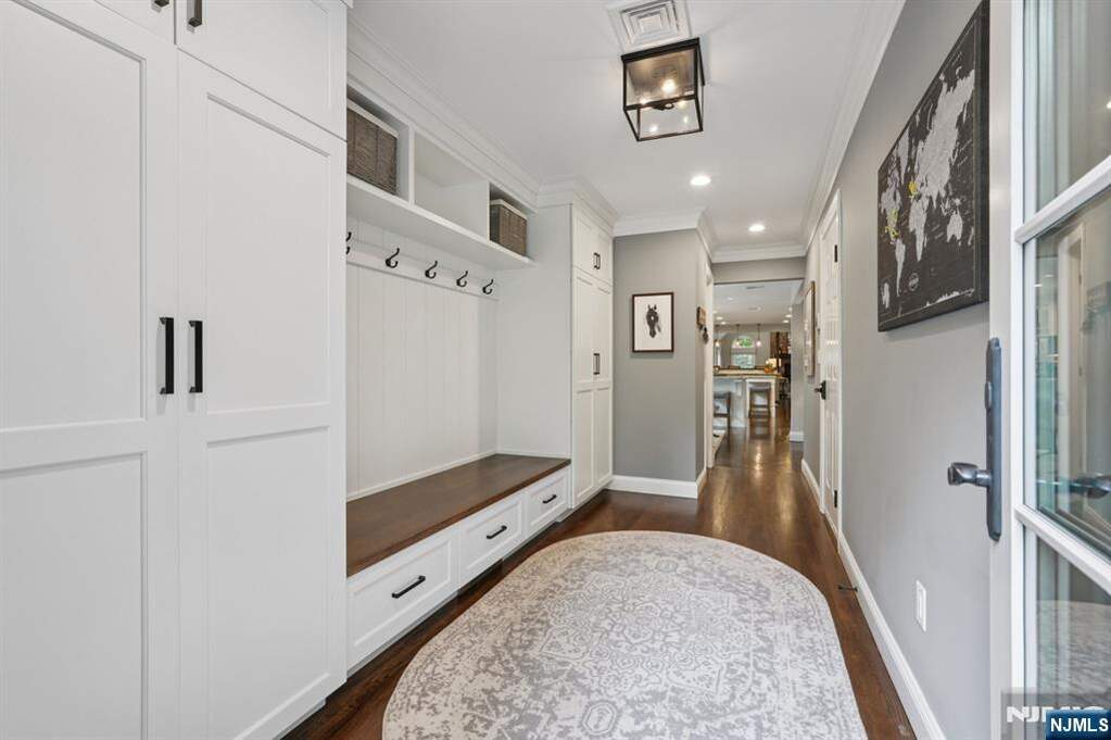4 Bedroom Single Family Home/House's Image 19
