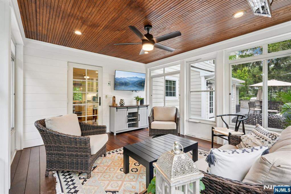 4 Bedroom Single Family Home/House's Image 21