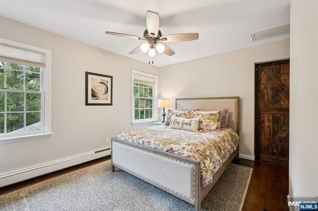 4 Bedroom Single Family Home/House's Image 22