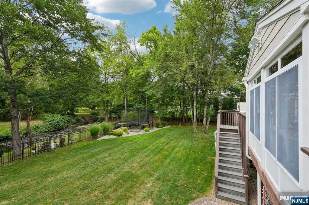 4 Bedroom Single Family Home/House's Image 44