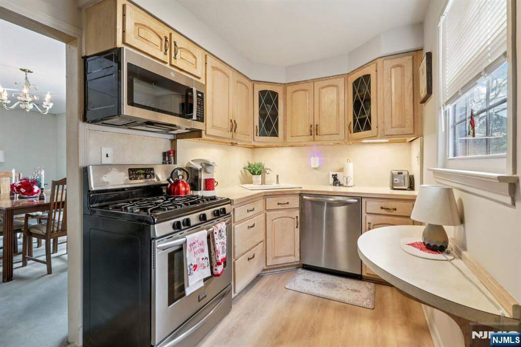 2 Bedroom Single Family Home/House's Image 11