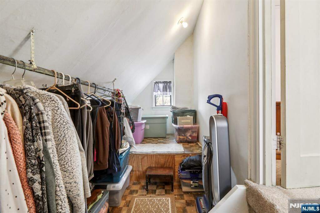2 Bedroom Single Family Home/House's Image 19