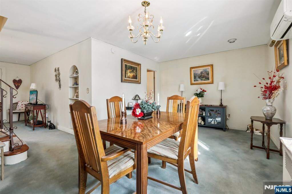 2 Bedroom Single Family Home/House's Image 6