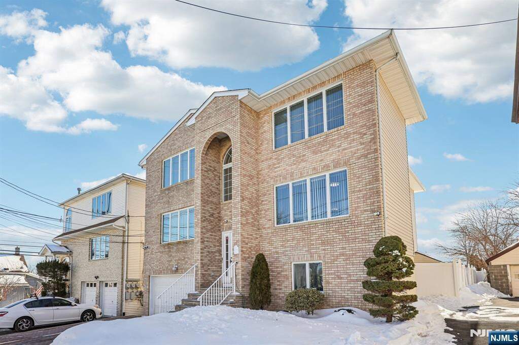 Single family home