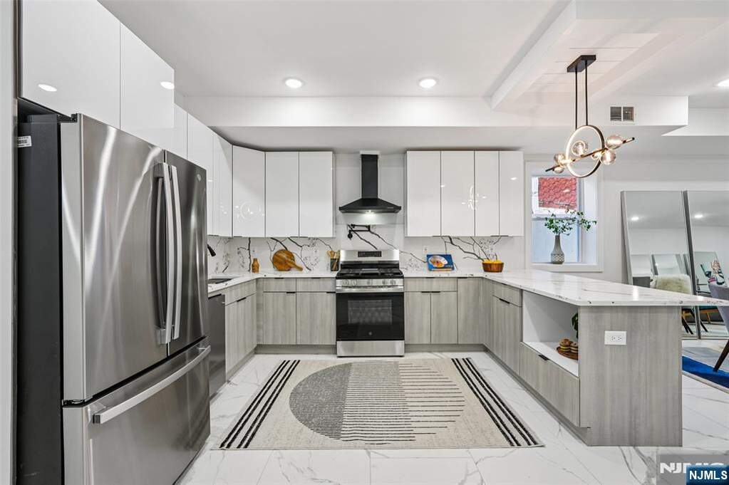 4 Bedroom Apartment/Flat's Image 7