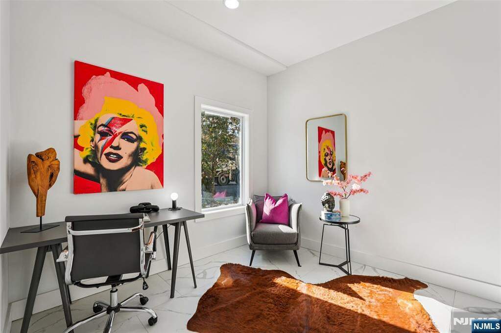 4 Bedroom Apartment/Flat's Image 8