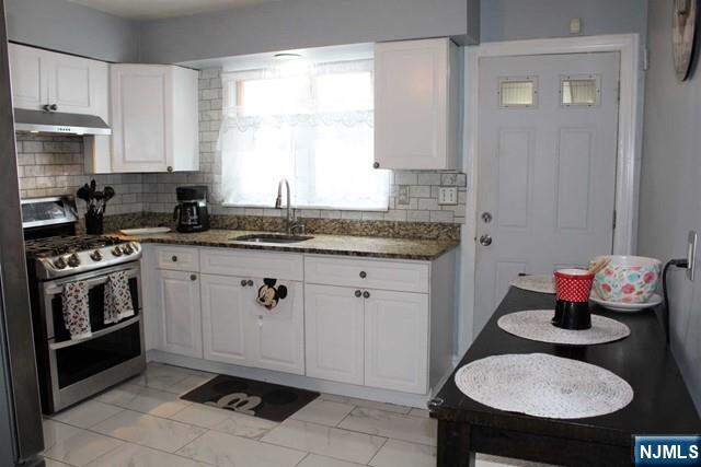 7 Bedroom Multi Unit's Image 12