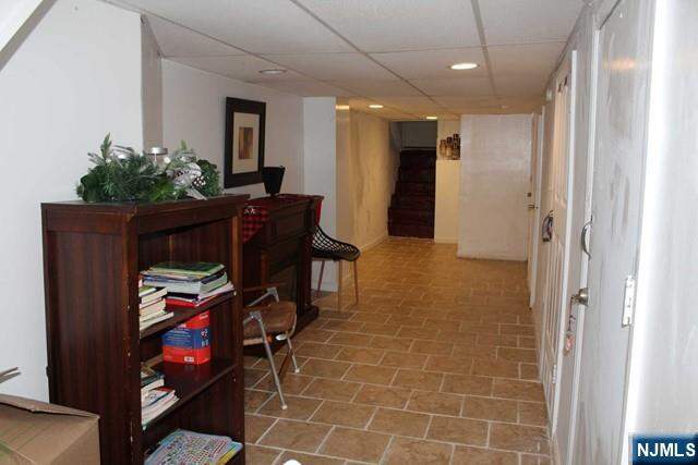 7 Bedroom Multi Unit's Image 27