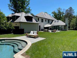 5 Bedroom Single Family Home/House's Image 30