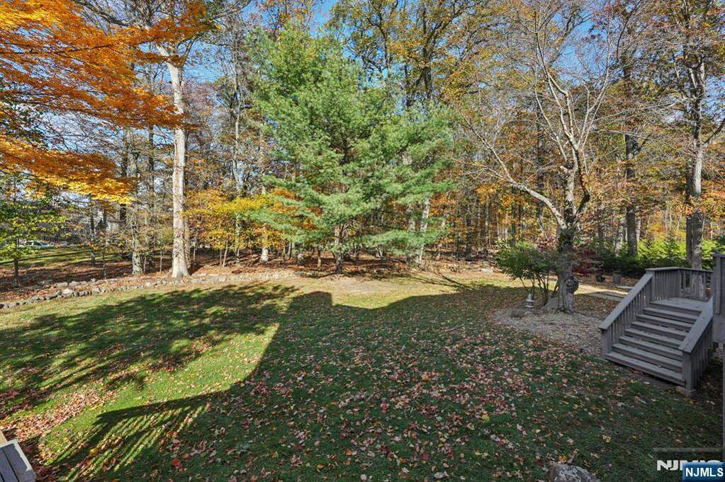 5 Bedroom Single Family Home/House's Image 33