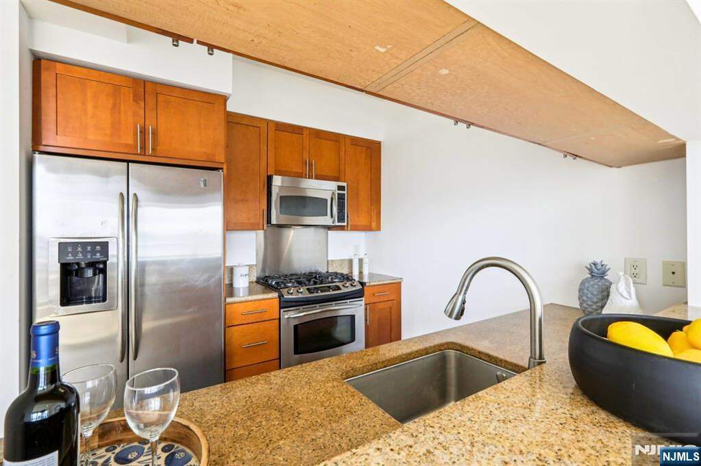 2 Bedroom Apartment/Flat's Image 7